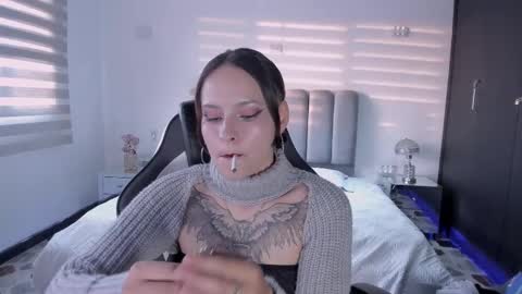 AnnyT online show from March 19, 2026, 10:58 pm