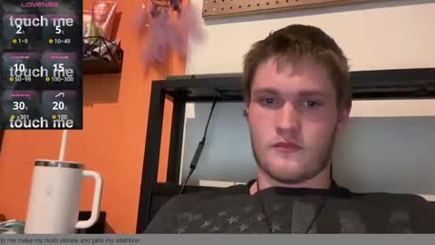 Snapshot of anomalies_ig chatting on January 20, 2025, 2:11 am anomalies_ig online show from January 20, 2025, 2:11 am