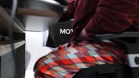 D online show from February 24, 2025, 6:36 pm