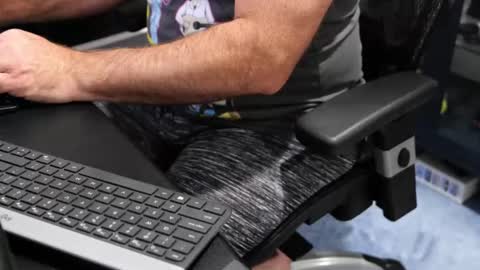 D online show from September 12, 2025, 12:38 pm