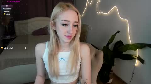 Anora online show from February 11, 2026, 7:30 pm