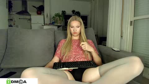 Sexy Ladybug online show from February 14, 2025, 10:59 am