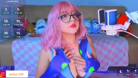anskye online show from October 4, 2025, 6:33 am