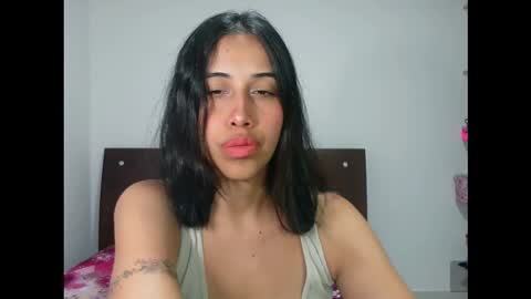 Snapshot of ant_53 chatting on November 17, 2025, 11:54 pm Ant 53 online show from November 17, 2025, 11:54 pm