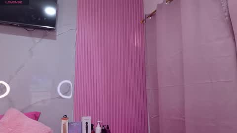 Snapshot of anthonela19_ chatting on February 7, 2026, 1:48 pm anthonela19_ online show from February 7, 2026, 1:48 pm