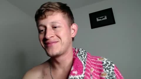 Snapshot of anthonnymorrison chatting on December 30, 2024, 12:22 am leon online show from December 30, 2024, 12:22 am