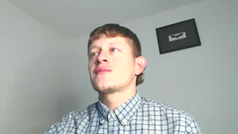 Snapshot of anthonnymorrison chatting on December 31, 2024, 8:45 pm leon online show from December 31, 2024, 8:45 pm