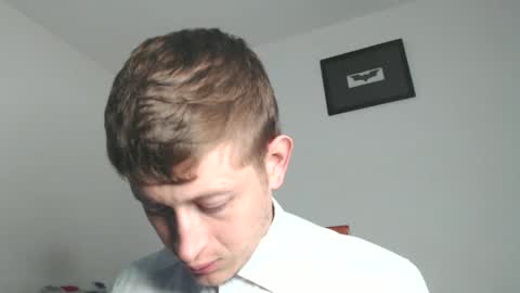Snapshot of anthonnymorrison chatting on January 2, 2025, 8:35 pm leon online show from January 2, 2025, 8:35 pm
