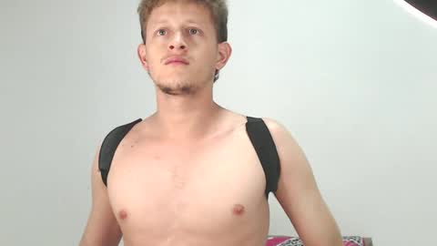 Snapshot of anthonnymorrison chatting on February 14, 2025, 12:51 am leon online show from February 14, 2025, 12:51 am