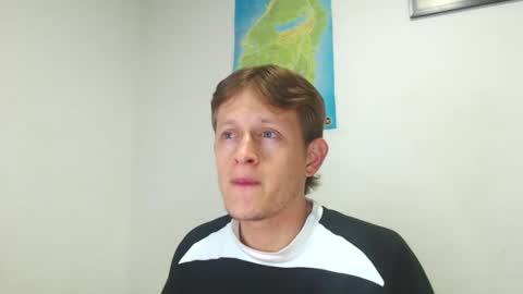 Snapshot of anthonnymorrison chatting on March 10, 2025, 2:50 am leon online show from March 10, 2025, 2:50 am