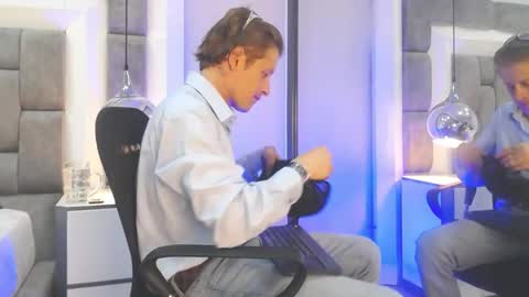 Snapshot of anthonystone_ chatting on May 30, 2026, 7:00 pm Anthonny online show from May 30, 2026, 7:00 pm