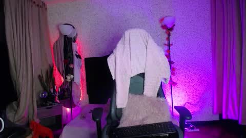 antia_x online show from November 2, 2025, 7:49 pm