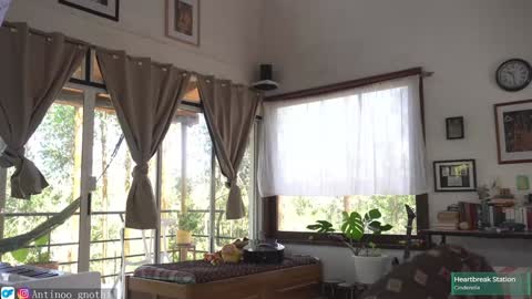 Snapshot of antinoo_gnothi chatting on January 18, 2025, 3:27 pm Antinoo Gnothi online show from January 18, 2025, 3:27 pm