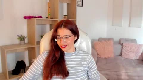 Antonella online show from October 22, 2025, 12:16 pm