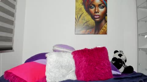 antonella4you online show from March 12, 2025, 5:24 am