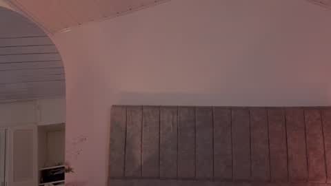 Snapshot of antonella_1998_ chatting on June 27, 2026, 1:06 pm Antonella online show from June 27, 2026, 1:06 pm