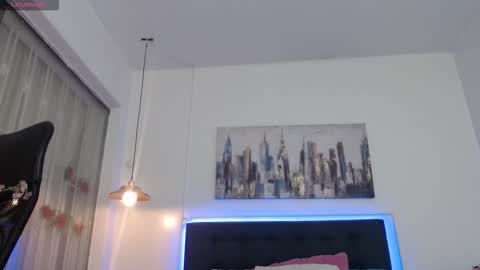 ANTO  online show from November 24, 2025, 1:33 pm