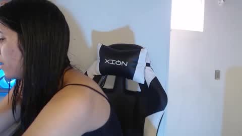 Snapshot of antonella__hot20_ chatting on May 31, 2026, 8:21 pm antonella__hot20_ online show from May 31, 2026, 8:21 pm
