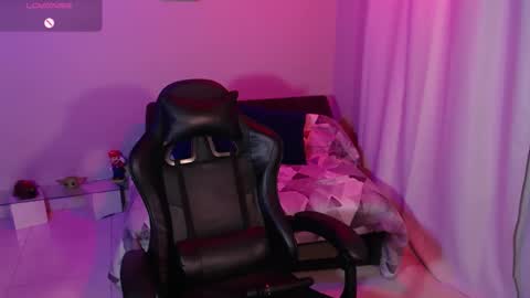 Antonella online show from June 10, 2026, 4:34 am