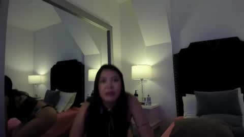 Snapshot of antonella_rouse1 chatting on February 16, 2026, 11:28 am Antonella online show from February 16, 2026, 11:28 am