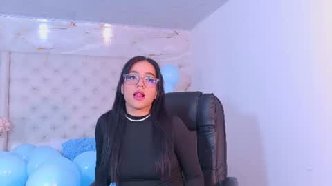 Snapshot of antonellabons chatting on July 14, 2026, 2:49 am Antonella online show from July 14, 2026, 2:49 am