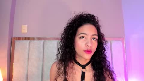 AntonellaHall  online show from November 22, 2025, 12:37 pm