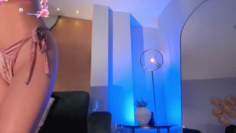 Snapshot of antonellahansx chatting on February 26, 2025, 2:57 pm Antonella Hans online show from February 26, 2025, 2:57 pm