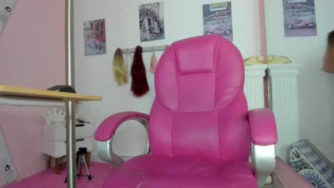 ANTONELLA online show from February 4, 2025, 11:05 am