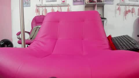 ANTONELLA online show from September 16, 2025, 11:55 am