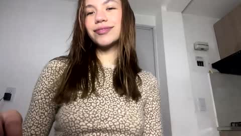 Snapshot of antonellarossii_ chatting on December 12, 2024, 11:07 am Antonella online show from December 12, 2024, 11:07 am