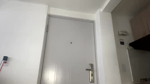 Snapshot of antonellarossii_ chatting on December 16, 2024, 3:54 pm Antonella online show from December 16, 2024, 3:54 pm