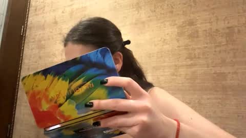 Snapshot of antonettamarinelli chatting on November 18, 2025, 8:24 pm Serafima online show from November 18, 2025, 8:24 pm