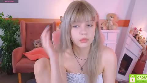 Snapshot of antonia_ferrero chatting on November 27, 2025, 6:48 am antonia_ferrero online show from November 27, 2025, 6:48 am