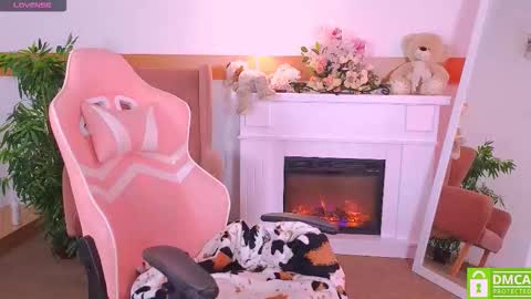 Snapshot of antonia_ferrero chatting on December 5, 2025, 8:45 am antonia_ferrero online show from December 5, 2025, 8:45 am