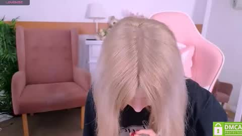 Snapshot of antonia_ferrero chatting on February 23, 2026, 7:17 am antonia_ferrero online show from February 23, 2026, 7:17 am