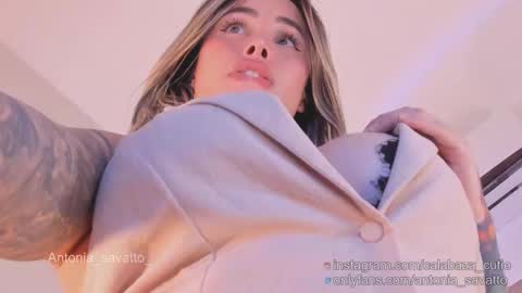 Snapshot of antonia_savatto_ chatting on March 11, 2025, 8:31 pm o ANTO online show from March 11, 2025, 8:31 pm
