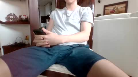 Snapshot of antonio_ricci chatting on February 17, 2025, 8:15 pm antonio_ricci online show from February 17, 2025, 8:15 pm