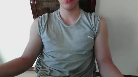 Snapshot of antonio_ricci chatting on October 25, 2025, 9:42 pm antonio_ricci online show from October 25, 2025, 9:42 pm