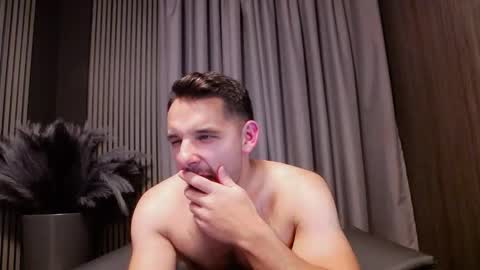 Snapshot of antoniovalentinidiamond chatting on October 28, 2025, 8:00 pm HI My name is Antonio online show from October 28, 2025, 8:00 pm