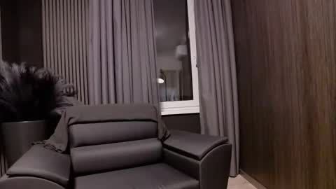 Snapshot of antoniovalentinidiamond chatting on November 21, 2025, 8:07 pm HI My name is Antonio online show from November 21, 2025, 8:07 pm