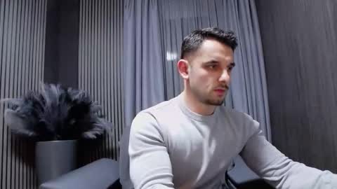 HI My name is Antonio online show from January 17, 2026, 8:01 pm