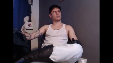 antonnello_ online show from January 8, 2026, 5:26 pm