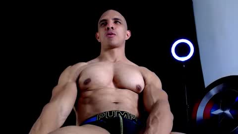 Instagram miguelangel1802  online show from November 25, 2025, 2:22 am