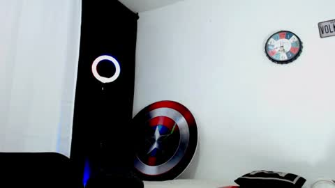 Instagram miguelangel1802  online show from July 6, 2026, 12:07 am