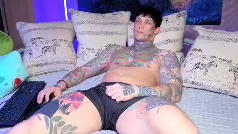 Tom online show from November 9, 2025, 5:28 am