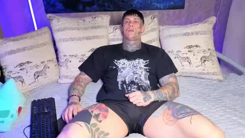 Tom online show from November 12, 2025, 5:30 am