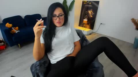 Anya online show from April 25, 2026, 4:48 am