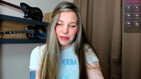 Snapshot of anya_seven chatting on September 28, 2025, 5:07 pm Anya online show from September 28, 2025, 5:07 pm