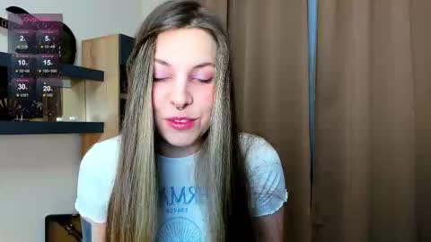 Snapshot of anya_seven chatting on November 23, 2025, 6:19 pm Anya online show from November 23, 2025, 6:19 pm