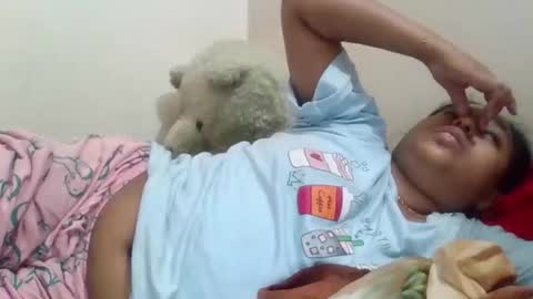 anydanyg online show from November 6, 2025, 10:32 pm